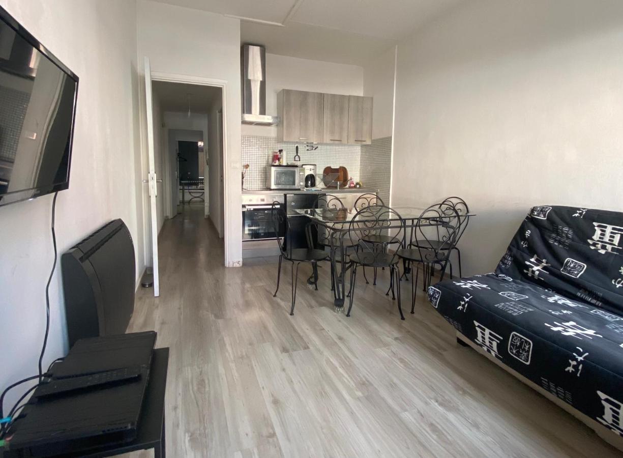 Apartment Coeur De Au 1er 66m2, Vu Sur La Place Gap